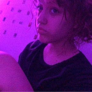 Meet your Posher, Ava